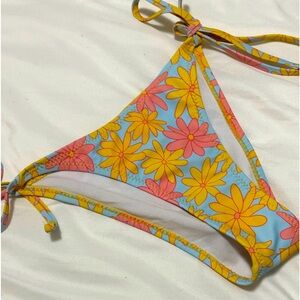 Daisy Bikini Bottoms